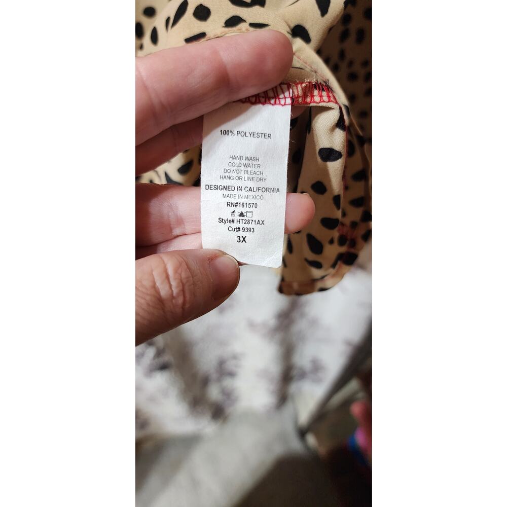 Haptics red and‎ leopard blouse 3x - Picture 7 of 7